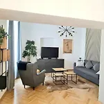 Lägenhet Cicibela - *