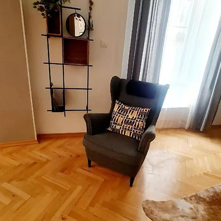 Apartman Cicibela - *