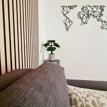 Apartman Cicibela - *