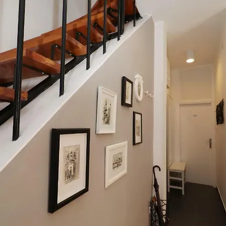 Cicibela - アパート ザダル